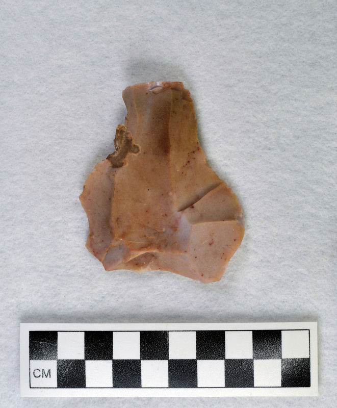 Heat treated, associated w/Ce.1617 Examples of heat treated flakes that were heated up too quickly and cooled off too quickly. There are examples of pot-lidding and crazing. Pot-lidding occurs when stone is heated too quickly and crazing occurs from a rapid cooling.