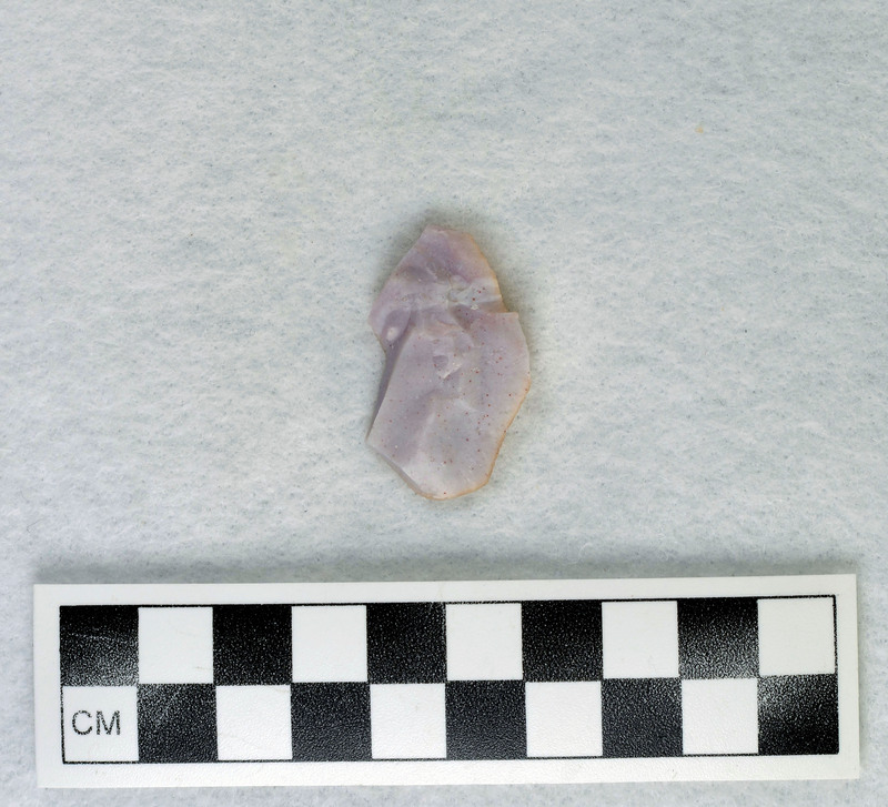 Examples of heat treated flakes that were heated up too quickly and cooled off too quickly. There are examples of pot-lidding and crazing. Pot-lidding occurs when stone is heated too quickly and crazing occurs from a rapid cooling.