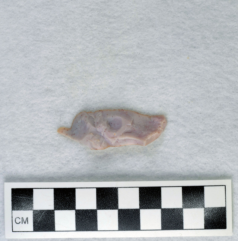 Examples of heat treated flakes that were heated up too quickly and cooled off too quickly. There are examples of pot-lidding and crazing. Pot-lidding occurs when stone is heated too quickly and crazing occurs from a rapid cooling.