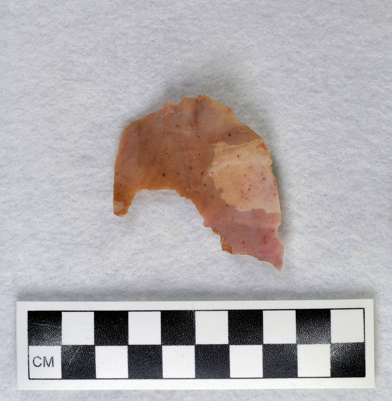 Examples of heat treated flakes that were heated up too quickly and cooled off too quickly. There are examples of pot-lidding and crazing. Pot-lidding occurs when stone is heated too quickly and crazing occurs from a rapid cooling.