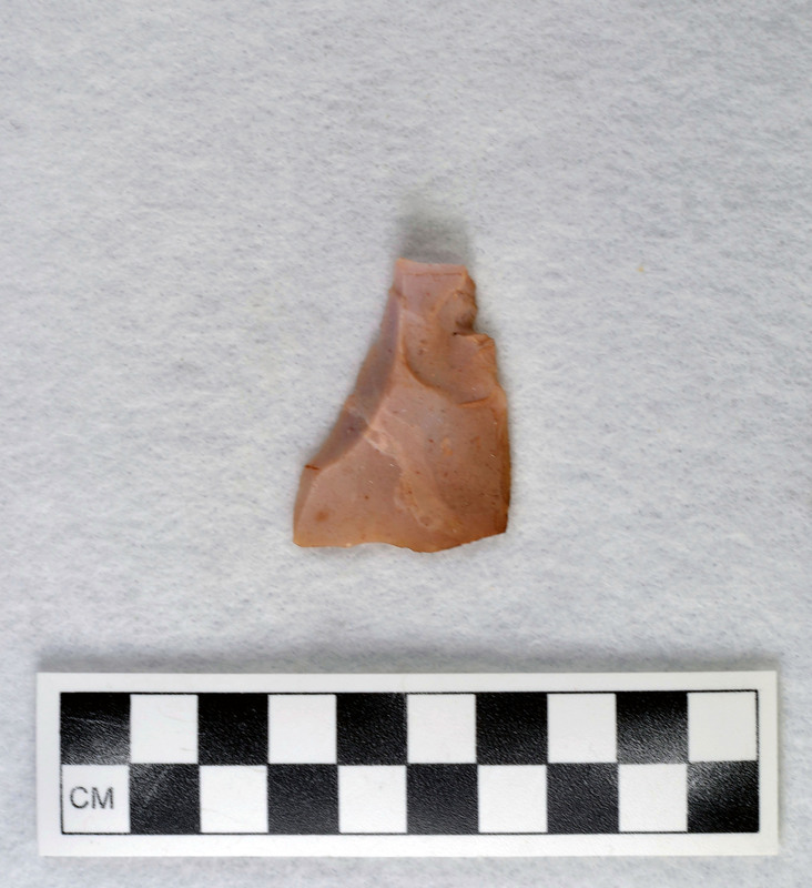 Examples of heat treated flakes that were heated up too quickly and cooled off too quickly. There are examples of pot-lidding and crazing. Pot-lidding occurs when stone is heated too quickly and crazing occurs from a rapid cooling.