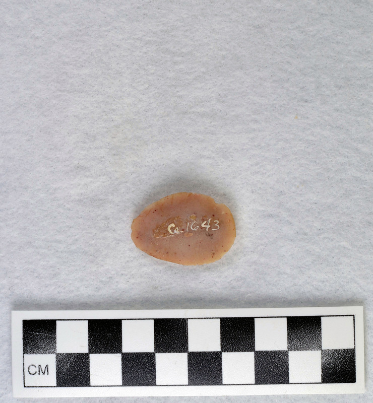 Examples of heat treated flakes that were heated up too quickly and cooled off too quickly. There are examples of pot-lidding and crazing. Pot-lidding occurs when stone is heated too quickly and crazing occurs from a rapid cooling.