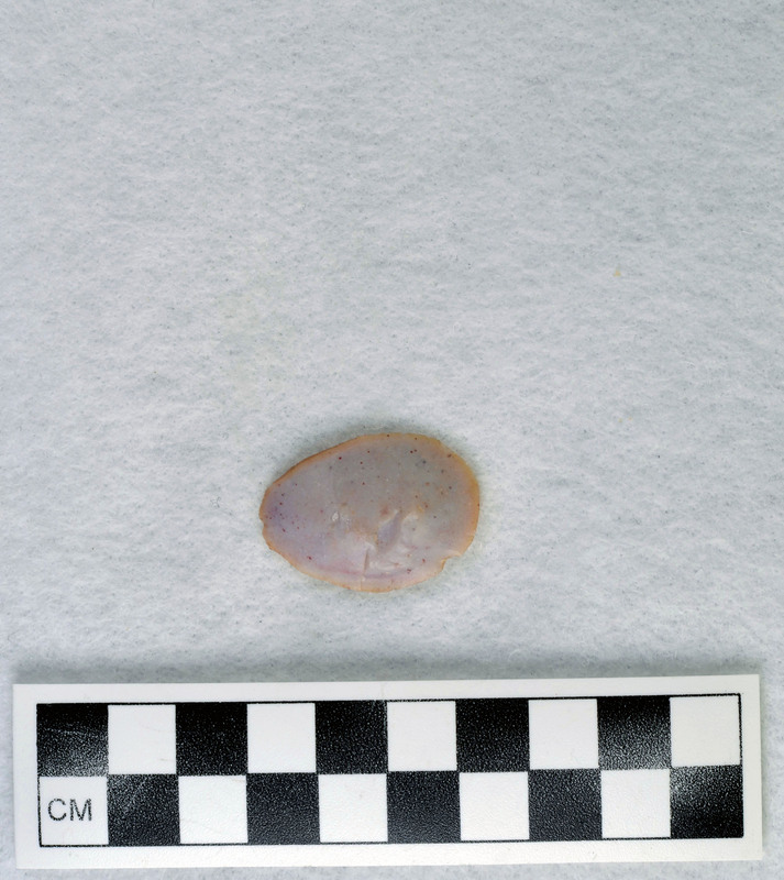 Examples of heat treated flakes that were heated up too quickly and cooled off too quickly. There are examples of pot-lidding and crazing. Pot-lidding occurs when stone is heated too quickly and crazing occurs from a rapid cooling.