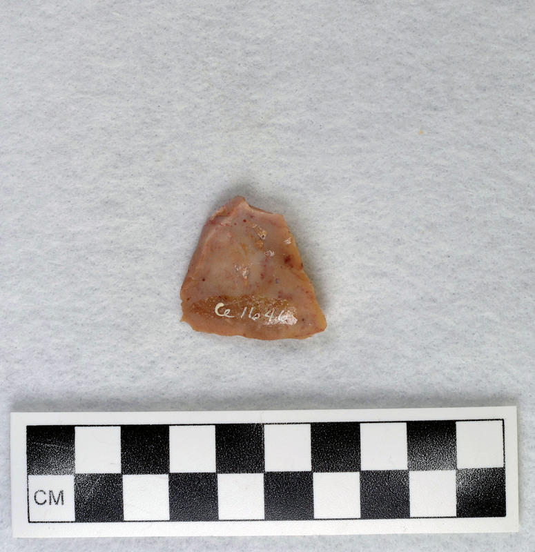 Examples of heat treated flakes that were heated up too quickly and cooled off too quickly. There are examples of pot-lidding and crazing. Pot-lidding occurs when stone is heated too quickly and crazing occurs from a rapid cooling.