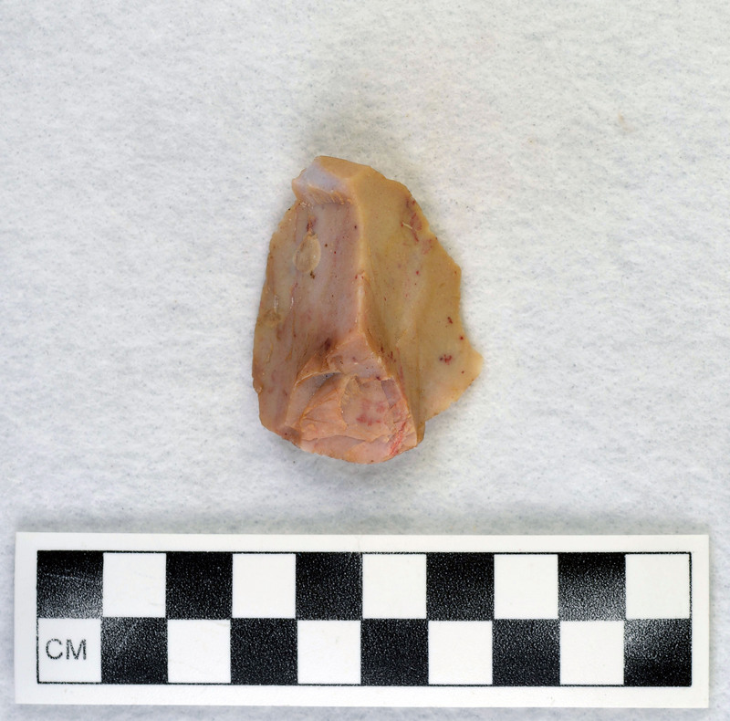 Examples of heat treated flakes that were heated up too quickly and cooled off too quickly. There are examples of pot-lidding and crazing. Pot-lidding occurs when stone is heated too quickly and crazing occurs from a rapid cooling.