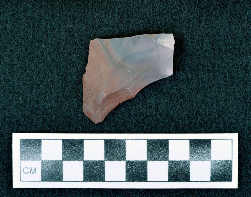 Not heat treated, associated w/Ce.6446 Ce.6450 - Ce.6455: Reds, from Shell Wyoming, color varies, quality varies, most abundant supply of material I've found yet, didn't respond to heat at 400-500 degrees for 4 hours, none of this is heat treated. (D. Crabtree)