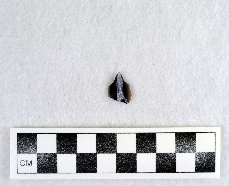 Frag., modified, associated w/Ce.872