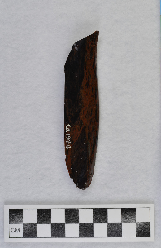 Occurs sometimes at end of hinge fracture Appears to have been burinated by Crabtree. (GT)