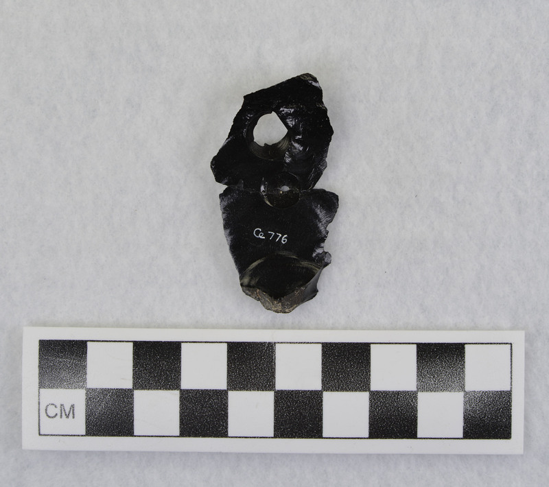 With hole in it, from Ce.775, broken/glued