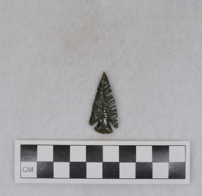 Corner notched, chevron flaking