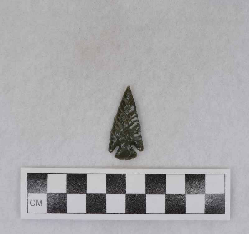 Corner notched, chevron flaking