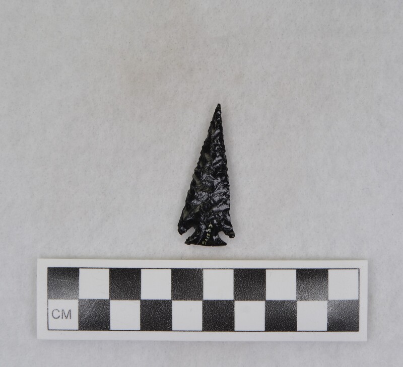 Corner notched, chevron flaking