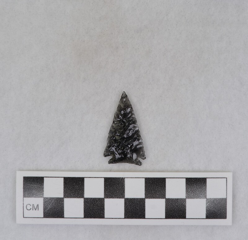 Corner notched, chevron flaking