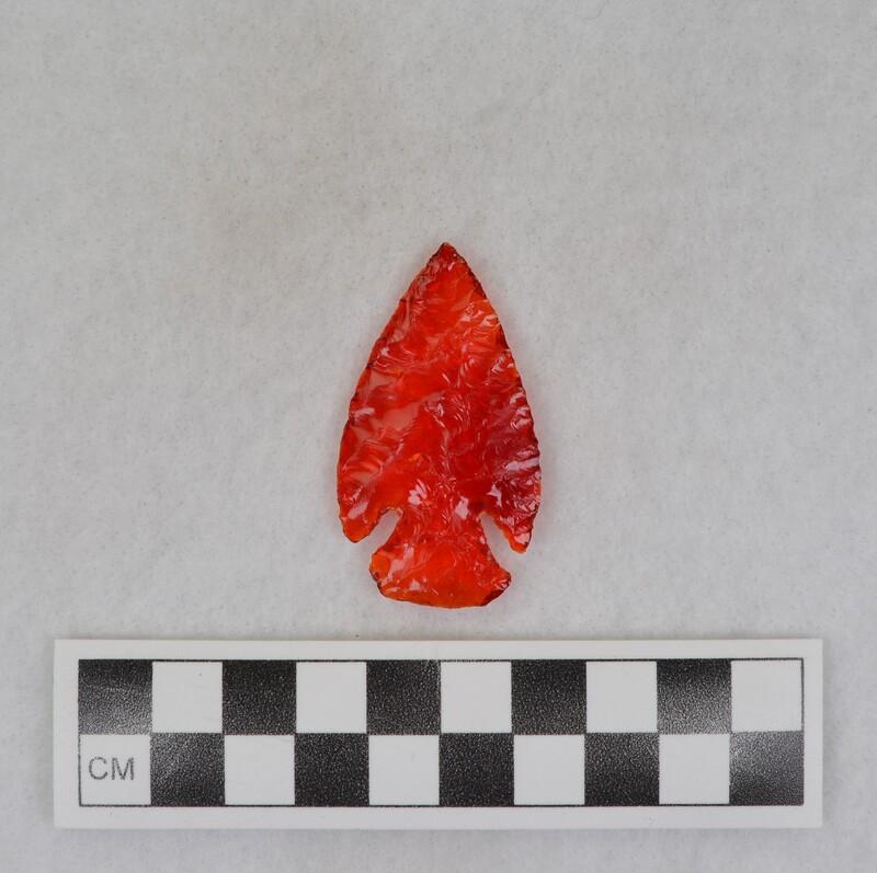 Corner notched, Material: red tail light lens.