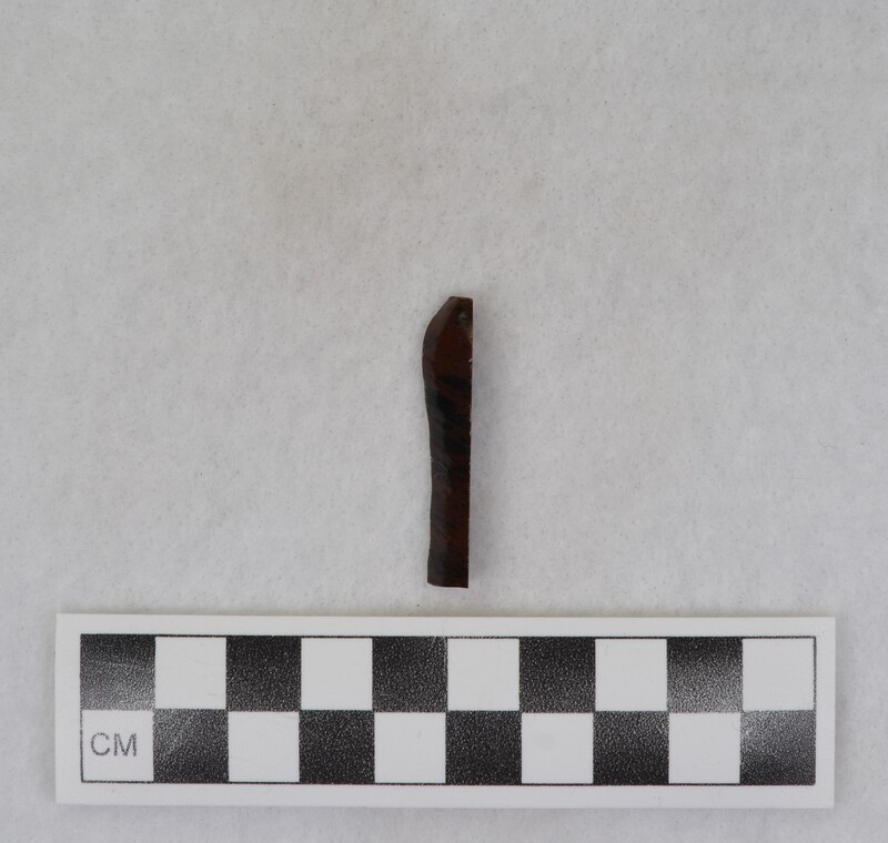 Broken, associated w/Ce.5837