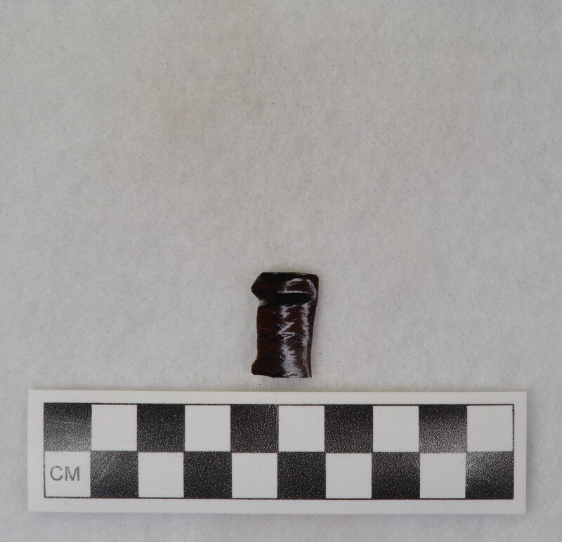 Broken, associated w/Ce.5837