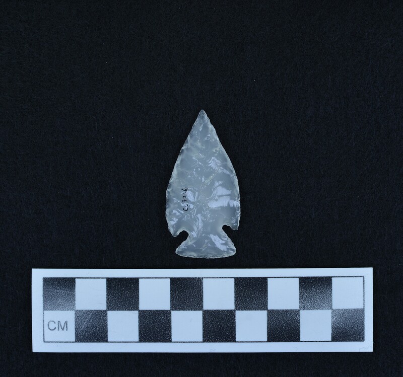 Corner notched, Material: bottle glass.