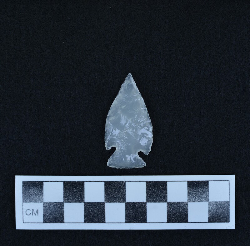 Corner notched, Material: bottle glass.