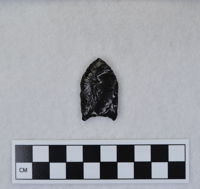 Fluted, mends w/Ce.1047 - Ce.1050