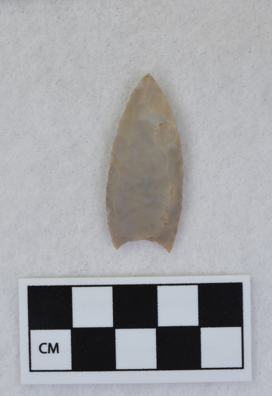 Fluted, mends w/Ce.1056 - Ce.1058