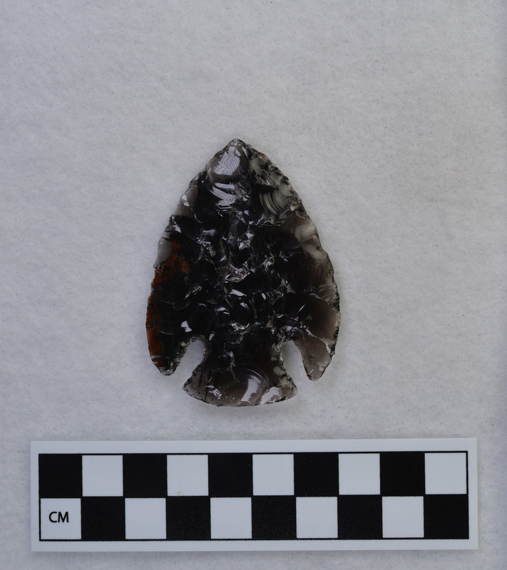 Corner notched, random pressure flaked