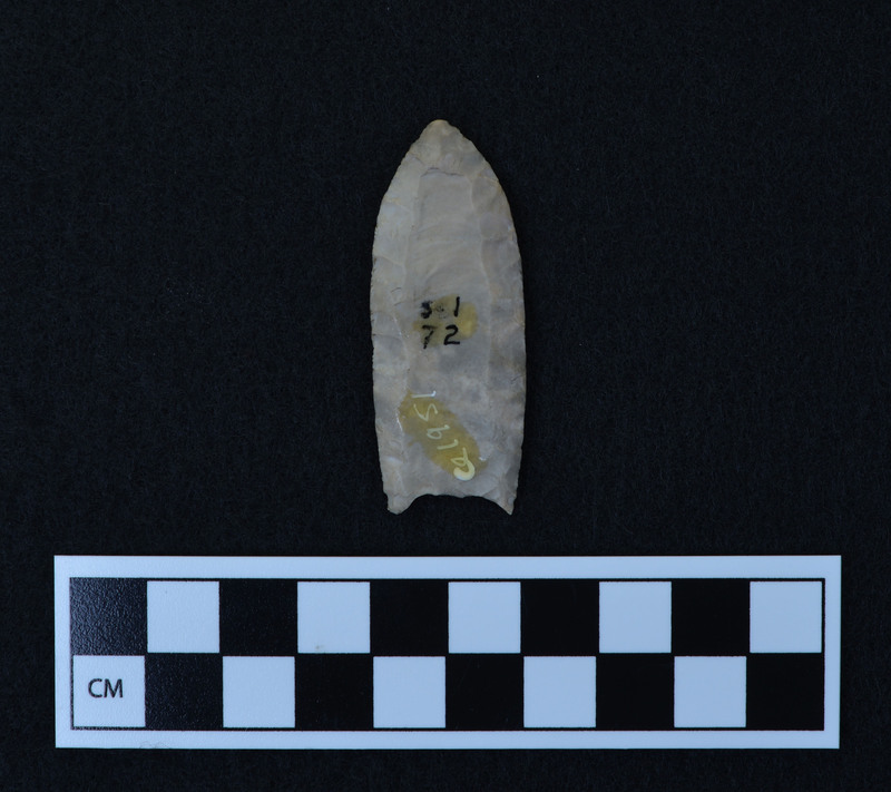 Folsom, basally ground