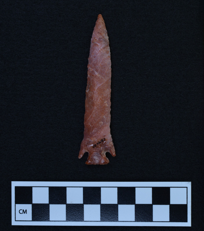 Long, corner notched, associated w/Ce.3626