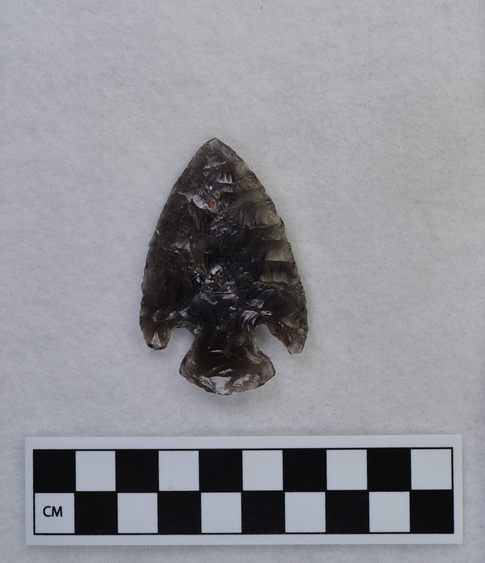 Corner notched, pressure flaked