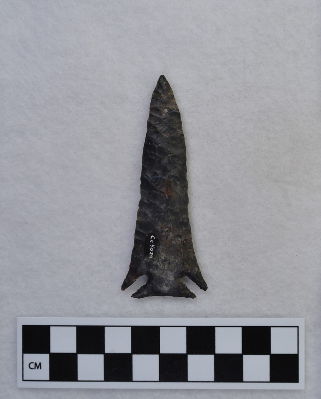 This object was made by Donald E. Crabtree. It is noted that this piece was made early in Crabtree's experiments. It is also thought that he made this while he was in Ohio between 1940-1941.