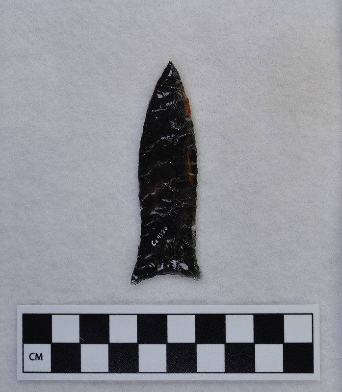 Flared indented base, Titmus flaking