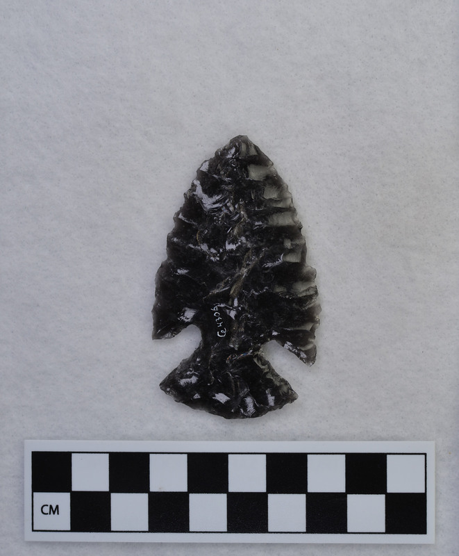 Corner notched, pressure flaked