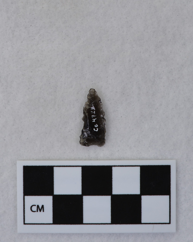 Indented base, associated w/Ce.4037