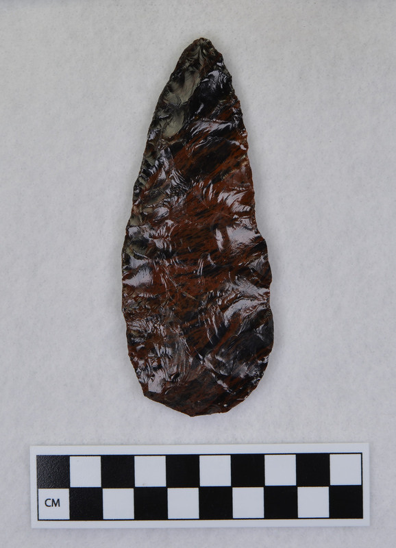 This was in a box with Clovis replicas and was probably intended to become one also. (JW)