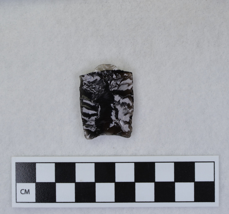 Folsom, distal end ground, mends w/Ce.985