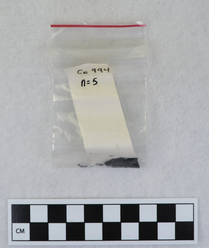 Channel flake fragments from Ce.992