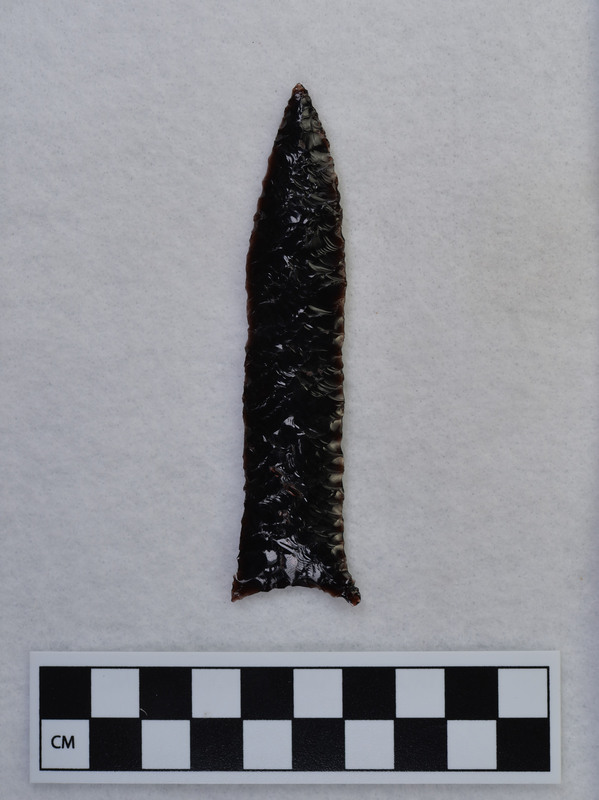 Flared, indented base, Titmus flaking