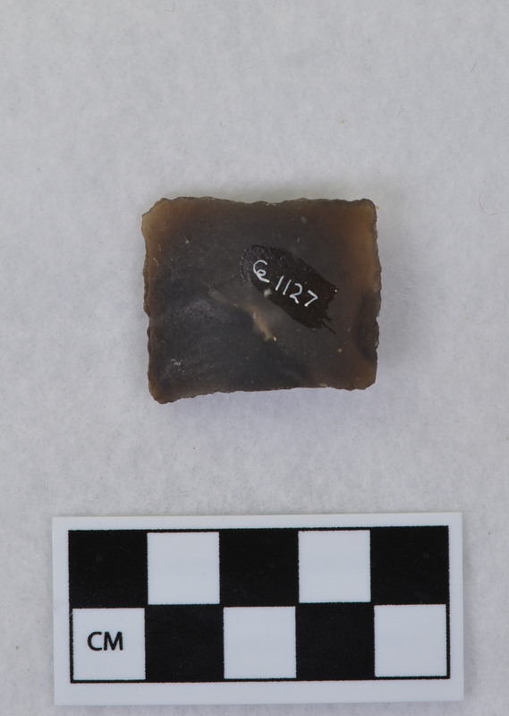 English gunflint, it is unclear from the notes if this and associated pieces were made by Donald E. Crabtree or collected by him.  Ce.1126 - Ce.1130 are associated with Ce.1119.