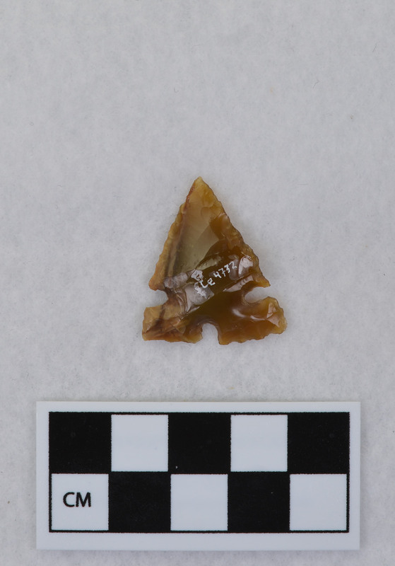 Side notched, associated w/Ce.4053