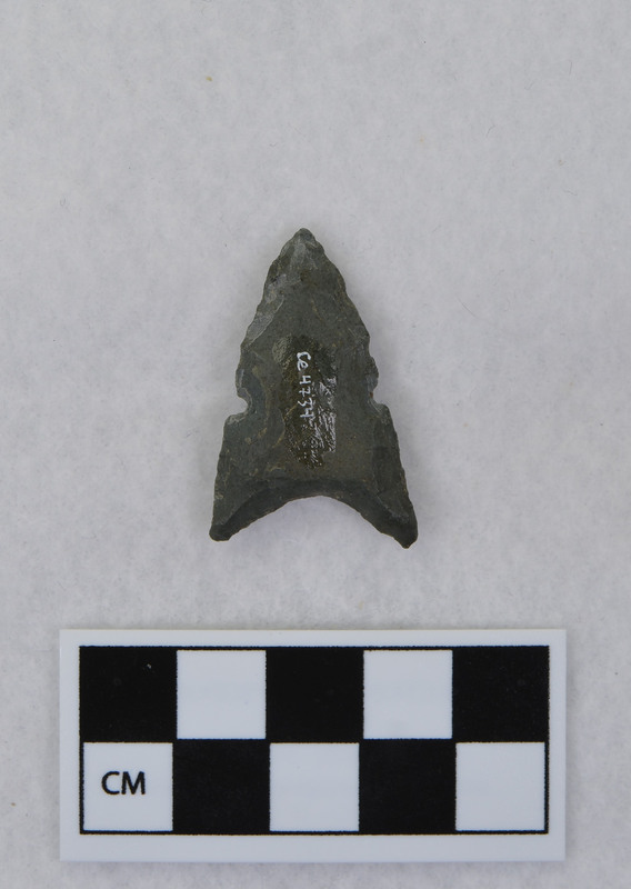 Side notched, associated w/Ce.4053