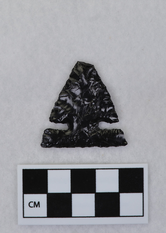 Side notched, tip missing