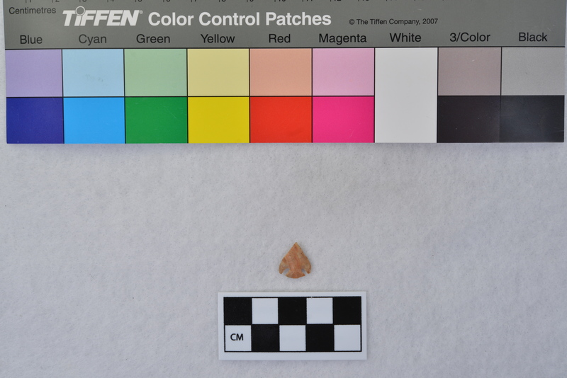 Corner notched, associated w/ Ce.7700