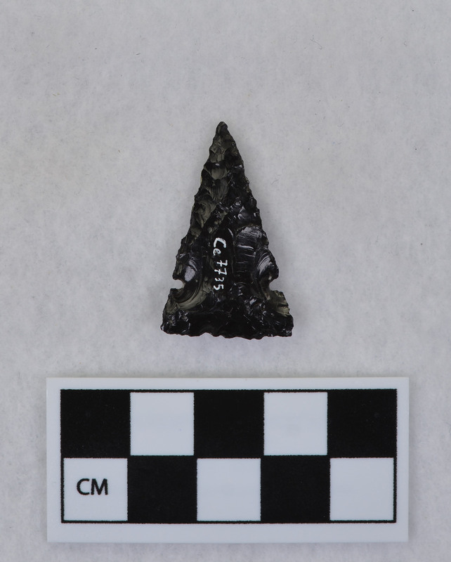 Side notched, associated w/Ce.7726