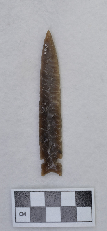 Side notched, base thinned