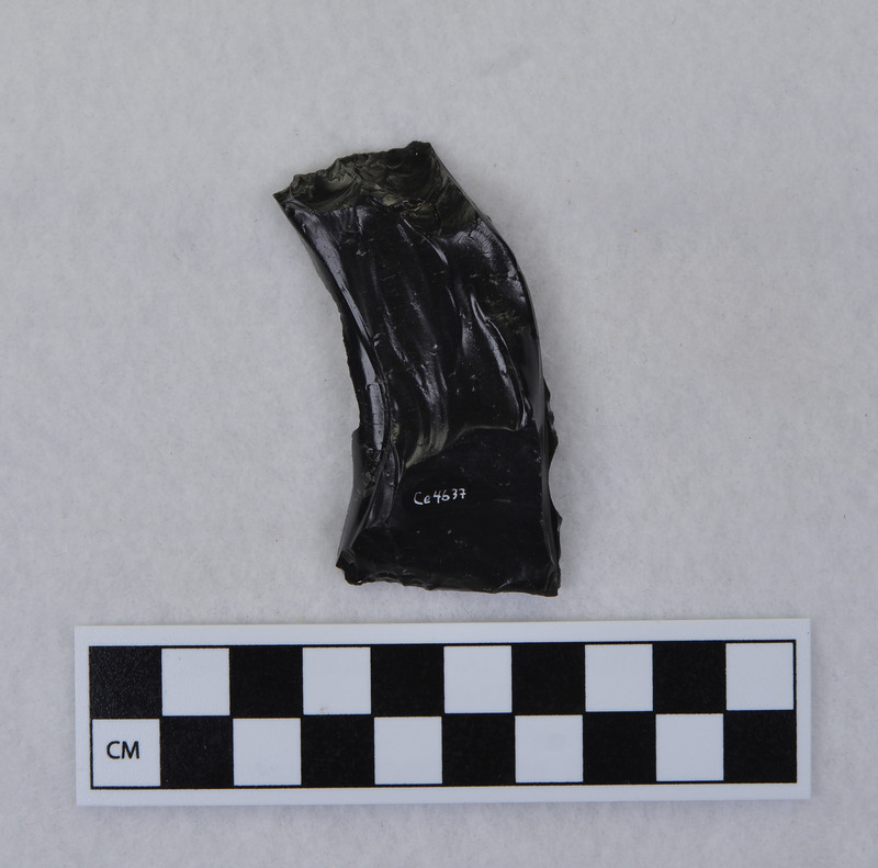 Broken, associated w/Ce.3976