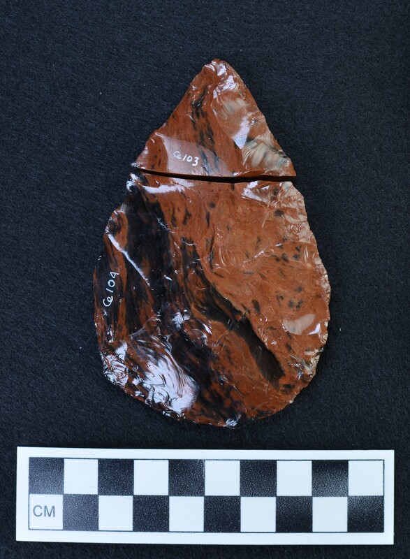 Photo shows the crossmended artifact that is made up of Ce.103 and Ce.104