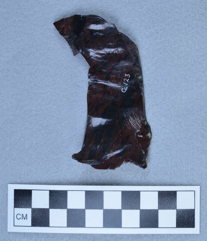 Broken biface with all flakes from its production. (GT) Ce.112 - Ce.623 are all from the production of the large biface (Ce.111) and allegedly represent a full sequence. (DHC)