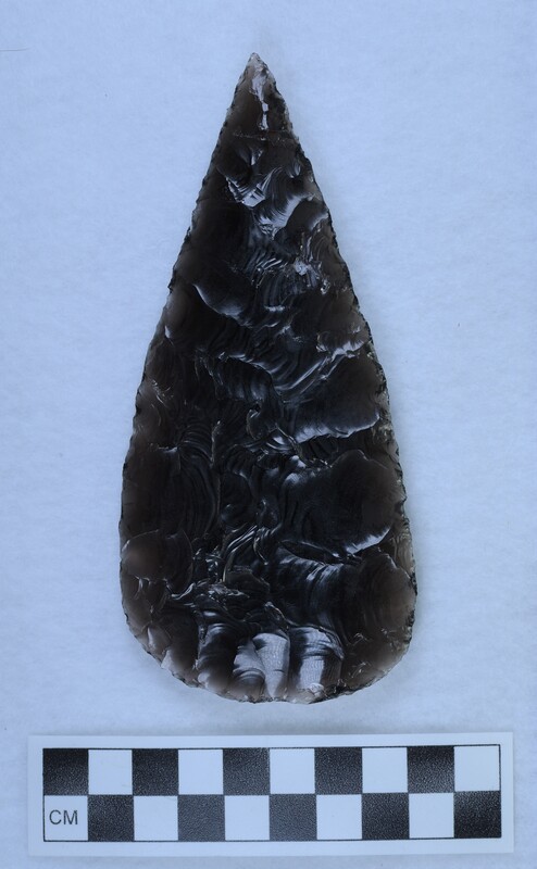 Percussion flaked w/marginal pressure retouch