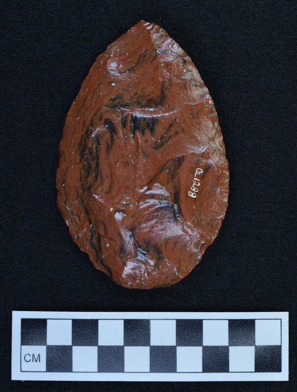 Primary thinning flakes