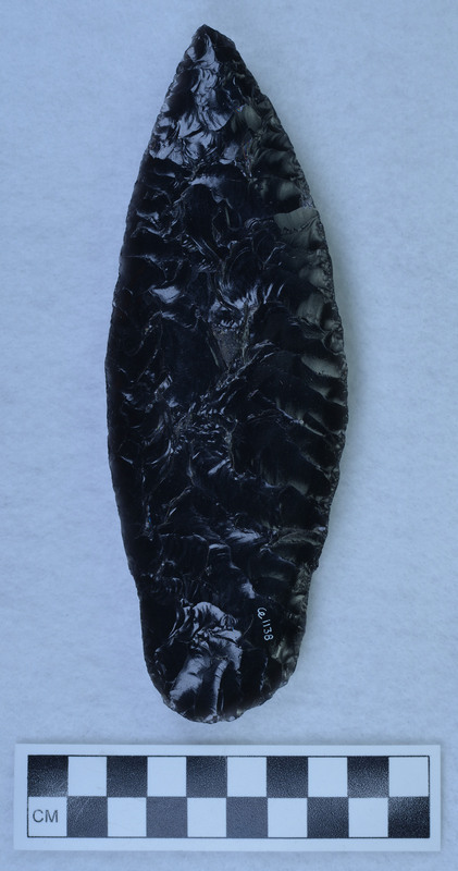 Broad parallel diagonal flaking