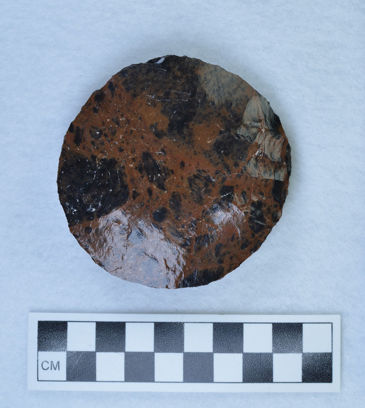 Discoidal, micro retouch on margin